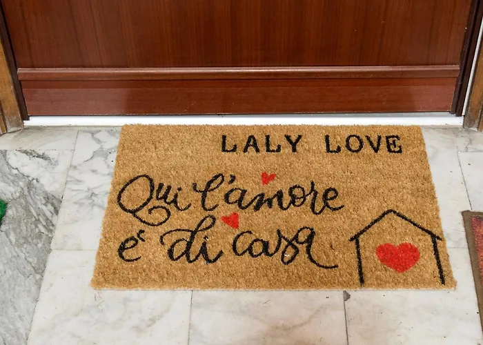 Laly Love